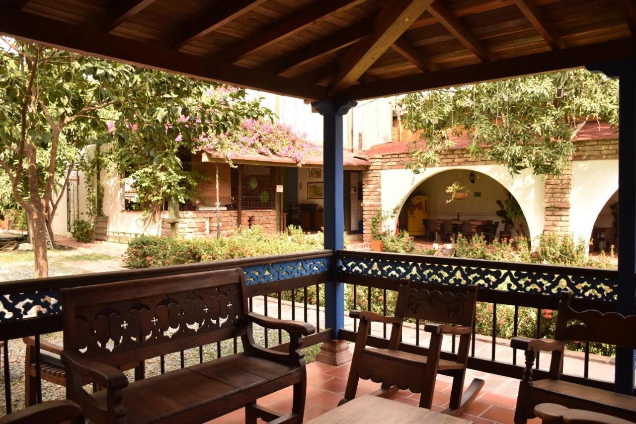 Hotel Y Restaurante Bienmesabe Santa Fe de Antioquia Extérieur photo