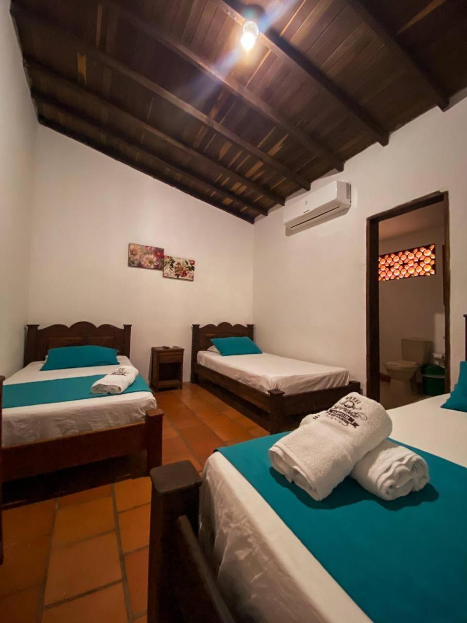 Hotel Y Restaurante Bienmesabe Santa Fe de Antioquia Extérieur photo
