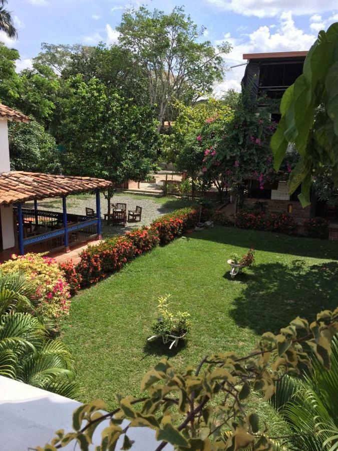 Hotel Y Restaurante Bienmesabe Santa Fe de Antioquia Extérieur photo